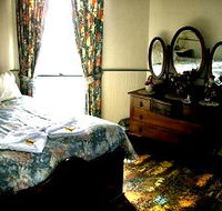 Bischoff Hotel - Accommodation in Surfers Paradise