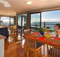 Boat Harbour Beach House - The Waterfront - Accommodation in Surfers Paradise