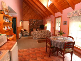 Rosebank Cottage Collection - Accommodation in Surfers Paradise 0