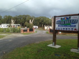 Riverbreeze Caravan & Cabin Park - Accommodation in Surfers Paradise 0