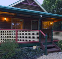 Trawool Cottages  Farmstay - Accommodation in Surfers Paradise
