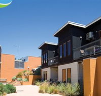 Lornebeach Apartments - Accommodation in Surfers Paradise