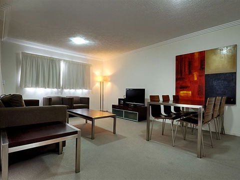 Gabba Central Apartments - Accommodation in Surfers Paradise 0