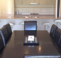 Anchorage by the Lake - Accommodation in Surfers Paradise