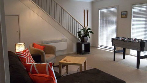 Acacia Villa - Accommodation in Surfers Paradise 6