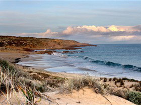 Hillocks Drive Bush Camping - Accommodation in Surfers Paradise 1