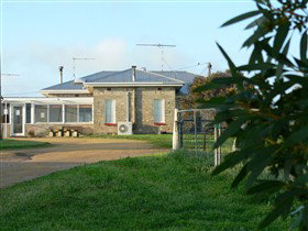 Hillocks Drive Bush Camping - Accommodation in Surfers Paradise 0