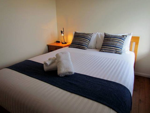 Club Yamba Luxury Hilltop Villas - Accommodation in Surfers Paradise 0