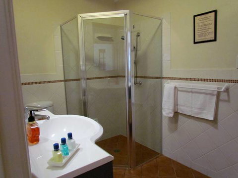 Club Yamba Luxury Hilltop Villas - Accommodation in Surfers Paradise 2