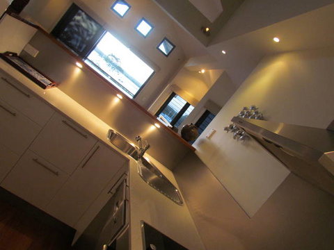 Club Yamba Luxury Hilltop Villas - Accommodation in Surfers Paradise 9