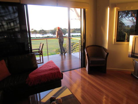 Club Yamba Luxury Hilltop Villas - Accommodation in Surfers Paradise 10