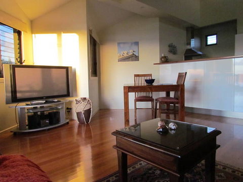Club Yamba Luxury Hilltop Villas - Accommodation in Surfers Paradise 11