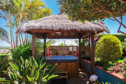 Club Yamba Luxury Hilltop Villas - Accommodation in Surfers Paradise 15