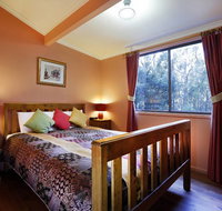 Cottages On Mount View - Accommodation in Surfers Paradise