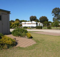 Cummins Community Caravan Park - Accommodation in Surfers Paradise