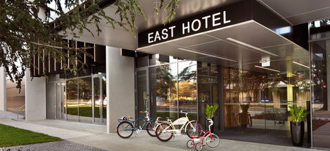 East Hotel And Apartments - Accommodation in Surfers Paradise 0