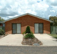 Fossicker Caravan Park - Accommodation in Surfers Paradise