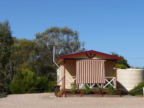 Gladstone Caravan Park - Accommodation in Surfers Paradise 2