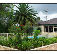 Robinsons Cabin - Accommodation in Surfers Paradise
