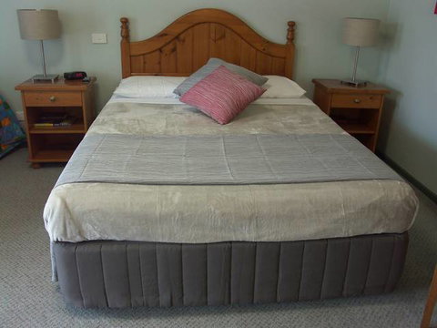 Melaleuca Motel - Accommodation in Surfers Paradise 3