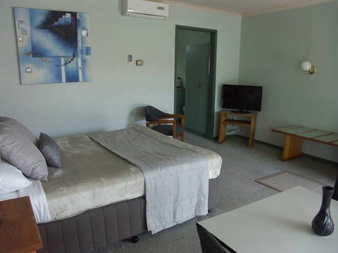 Melaleuca Motel - Accommodation in Surfers Paradise 4
