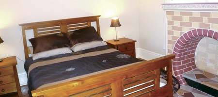 Norah Head Lighthouse - Accommodation in Surfers Paradise 1