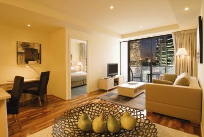 Oaks On Lonsdale - Accommodation in Surfers Paradise 1
