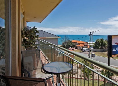 Ocean View Motel - Accommodation in Surfers Paradise 0