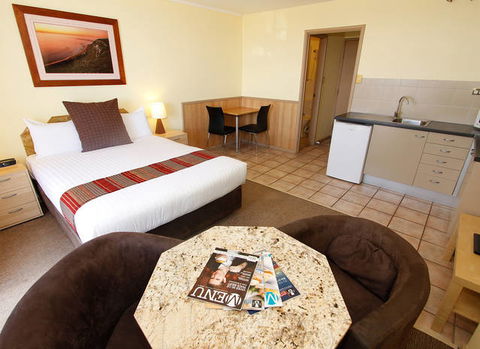 Ocean View Motel - Accommodation in Surfers Paradise 2