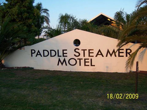 Paddle Steamer Motel - Accommodation in Surfers Paradise 0