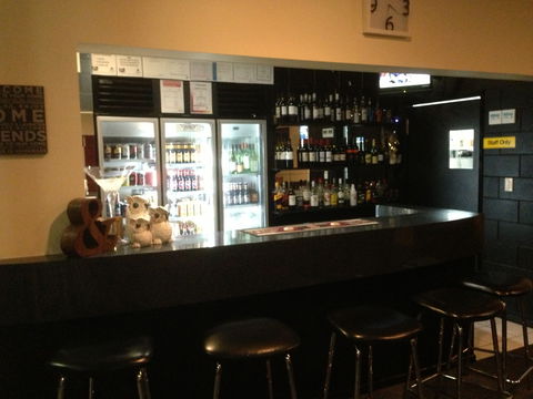 Parkside Motel & Licensed Restaurant - Accommodation in Surfers Paradise 6