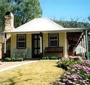 Price Morris Cottage - Accommodation in Surfers Paradise