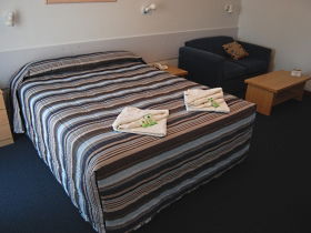 BEST WESTERN Bass And Flinders Motor Inn - Accommodation in Surfers Paradise 0
