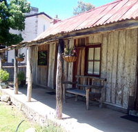 Rosebud Heritage Cottage - Accommodation in Surfers Paradise