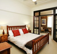 The Bank Guesthouse - Accommodation in Surfers Paradise