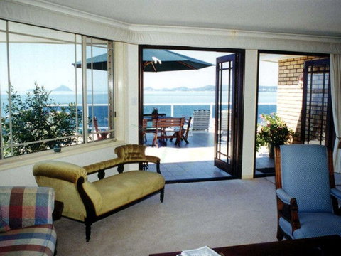 The Mitchells Waterfront Bed & Breakfast - Accommodation in Surfers Paradise 1