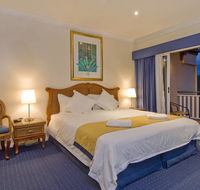 Tinaroo Lake Resort - Holiday Apartments - Accommodation in Surfers Paradise