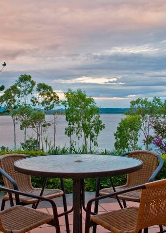 Tinaroo Lake Resort - Holiday Apartments - Accommodation in Surfers Paradise 9