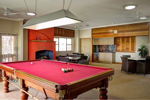 Vacation Village - Accommodation in Surfers Paradise 9