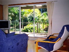 Walkabout Holiday House - Accommodation in Surfers Paradise 1