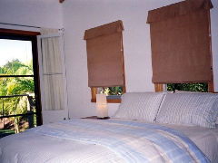 Walkabout Holiday House - Accommodation in Surfers Paradise 2