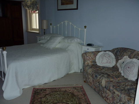 Whalers Cottage B & B - Accommodation in Surfers Paradise 2