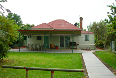 Woodies Cottage - Accommodation in Surfers Paradise 5
