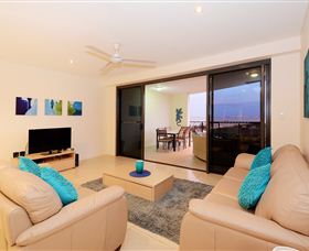 Darwin City Harbour Views - Accommodation in Surfers Paradise 3
