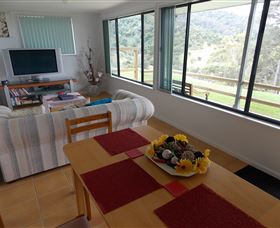 Tonys Bend Campground At Lane Poole Reserve - Accommodation in Surfers Paradise 1