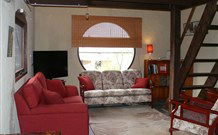 Tyrra Cottage Bed And Breakfast - Accommodation in Surfers Paradise 1