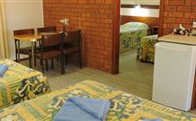 Castlereagh Motor Inn - Gilgandra - Accommodation in Surfers Paradise 0