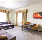 Governor Macquarie Motor Inn - Bathurst - Accommodation in Surfers Paradise