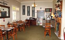 Neath Hotel - Neath - Accommodation in Surfers Paradise 0