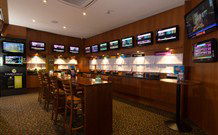 Royal Hotel Springwood - Springwood - Accommodation in Surfers Paradise 3